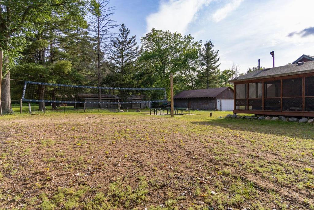 Twelve Pines Resort - South Lodge With Private Pier On Catfish Lake Eagle River Luaran gambar